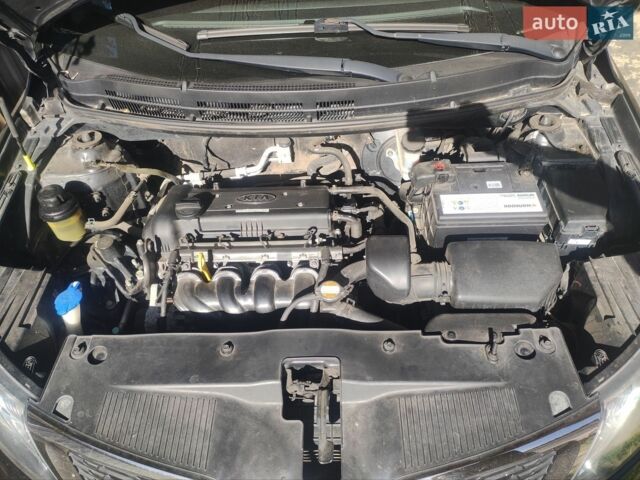 Киа Рио, объемом двигателя 1.4 л и пробегом 125 тыс. км за 7100 $, фото 11 на Automoto.ua