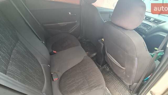 Киа Рио, объемом двигателя 1.6 л и пробегом 187 тыс. км за 5900 $, фото 9 на Automoto.ua