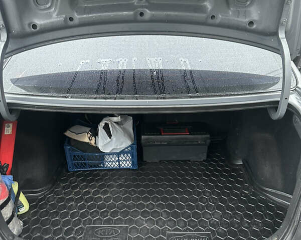 Киа Рио, объемом двигателя 1.4 л и пробегом 100 тыс. км за 8200 $, фото 21 на Automoto.ua