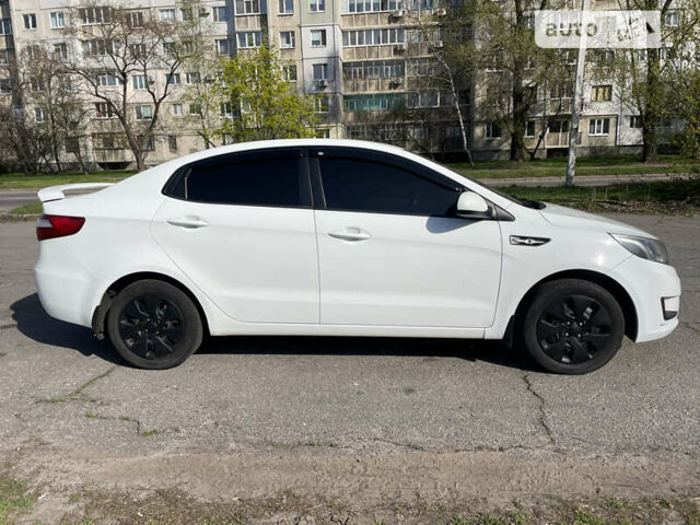 Киа Рио, объемом двигателя 1.4 л и пробегом 196 тыс. км за 7500 $, фото 3 на Automoto.ua