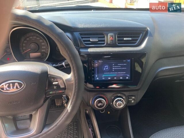 Киа Рио, объемом двигателя 1.4 л и пробегом 180 тыс. км за 7200 $, фото 2 на Automoto.ua
