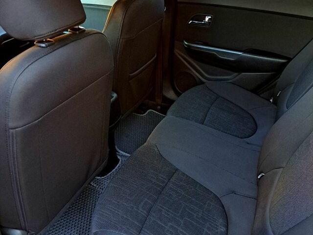 Кіа Ріо, об'ємом двигуна 1.6 л та пробігом 231 тис. км за 7800 $, фото 11 на Automoto.ua