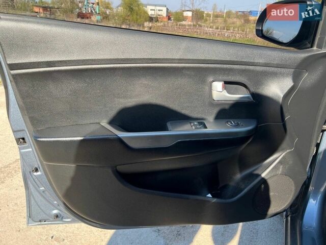 Кіа Ріо, об'ємом двигуна 1.4 л та пробігом 120 тис. км за 6499 $, фото 6 на Automoto.ua