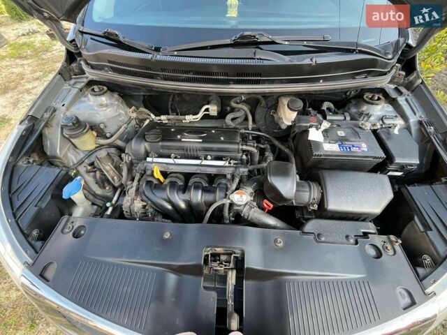Киа Рио, объемом двигателя 1.6 л и пробегом 220 тыс. км за 7500 $, фото 12 на Automoto.ua
