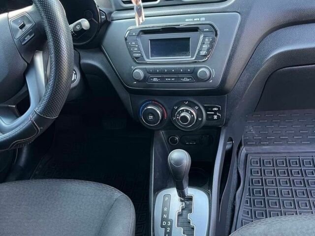 Киа Рио, объемом двигателя 1.6 л и пробегом 220 тыс. км за 7500 $, фото 13 на Automoto.ua