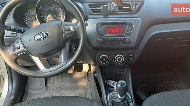 Киа Рио, объемом двигателя 1.4 л и пробегом 168 тыс. км за 7600 $, фото 9 на Automoto.ua
