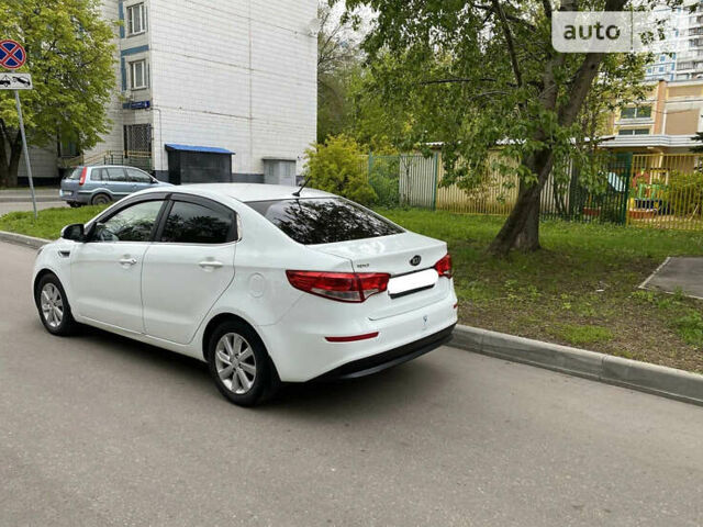 Киа Рио, объемом двигателя 1.6 л и пробегом 155 тыс. км за 11100 $, фото 1 на Automoto.ua