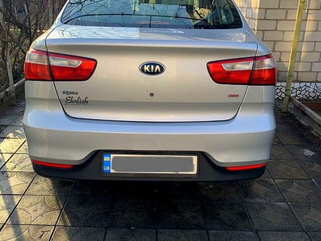 Киа Рио, объемом двигателя 1.6 л и пробегом 107 тыс. км за 7200 $, фото 4 на Automoto.ua
