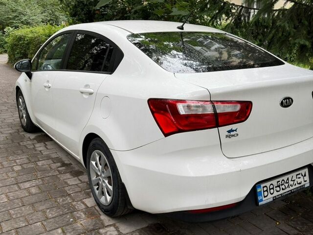 Киа Рио, объемом двигателя 1.4 л и пробегом 201 тыс. км за 10500 $, фото 4 на Automoto.ua