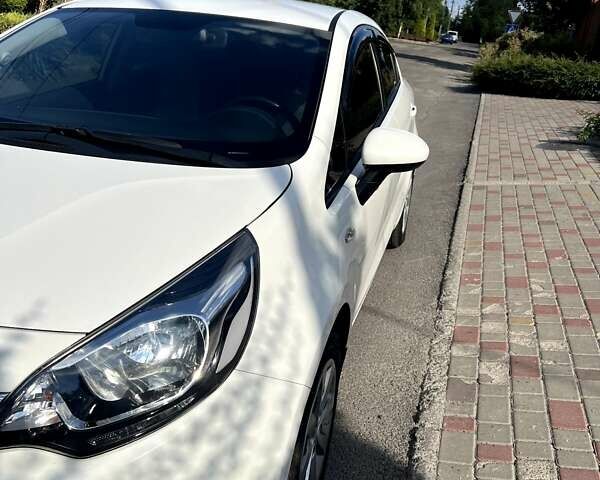 Кіа Ріо, об'ємом двигуна 1.4 л та пробігом 56 тис. км за 10299 $, фото 10 на Automoto.ua