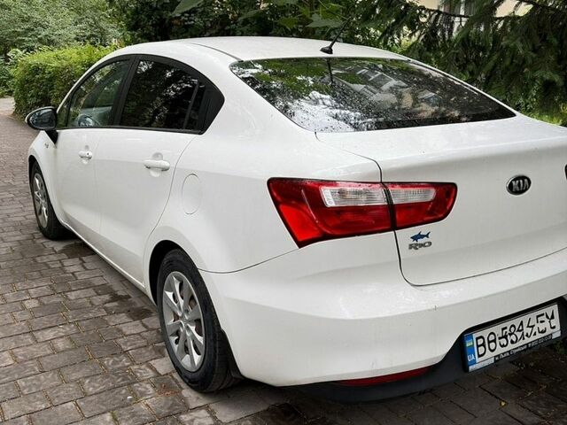 Киа Рио, объемом двигателя 1.4 л и пробегом 201 тыс. км за 10500 $, фото 4 на Automoto.ua