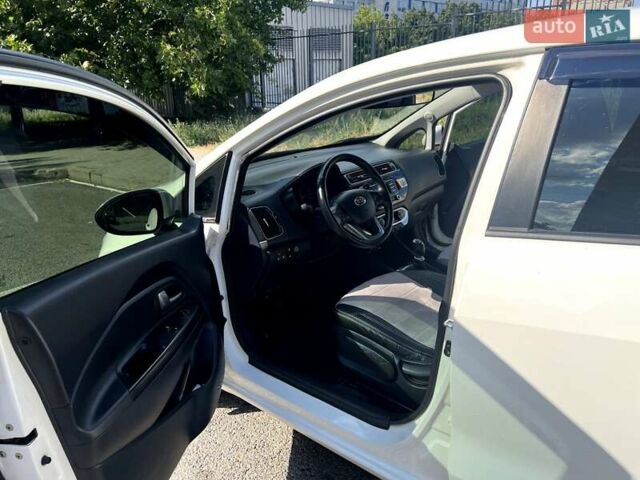 Кіа Ріо, об'ємом двигуна 1.4 л та пробігом 56 тис. км за 10299 $, фото 6 на Automoto.ua