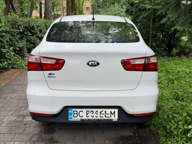 Киа Рио, объемом двигателя 1.4 л и пробегом 201 тыс. км за 10500 $, фото 3 на Automoto.ua