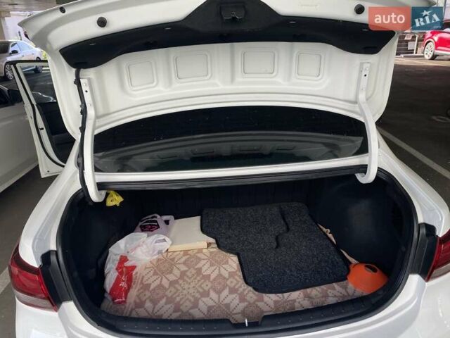 Кіа Ріо, об'ємом двигуна 1.59 л та пробігом 100 тис. км за 10000 $, фото 10 на Automoto.ua
