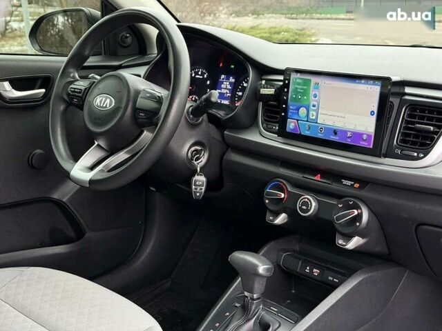 Киа Рио, объемом двигателя 1.6 л и пробегом 135 тыс. км за 9800 $, фото 21 на Automoto.ua