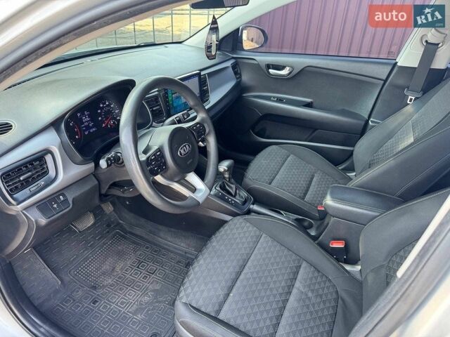 Киа Рио, объемом двигателя 1.6 л и пробегом 180 тыс. км за 10500 $, фото 19 на Automoto.ua