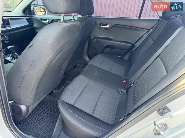 Киа Рио, объемом двигателя 1.6 л и пробегом 180 тыс. км за 10500 $, фото 20 на Automoto.ua