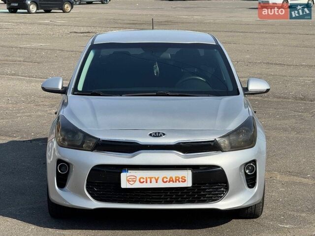Киа Рио, объемом двигателя 1.6 л и пробегом 180 тыс. км за 10500 $, фото 5 на Automoto.ua