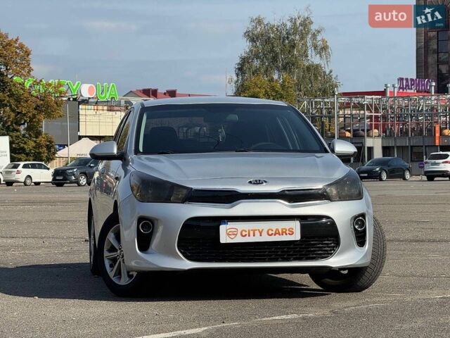 Киа Рио, объемом двигателя 1.6 л и пробегом 180 тыс. км за 10500 $, фото 2 на Automoto.ua