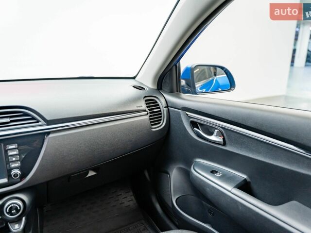 Киа Рио, объемом двигателя 1.6 л и пробегом 54 тыс. км за 14518 $, фото 10 на Automoto.ua