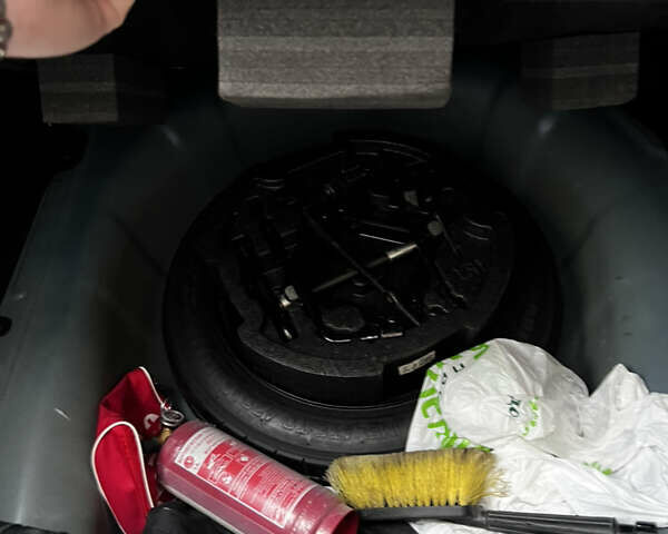 Кіа Ріо, об'ємом двигуна 1.59 л та пробігом 130 тис. км за 13500 $, фото 6 на Automoto.ua