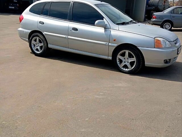 Киа Рио, объемом двигателя 1.3 л и пробегом 374 тыс. км за 3000 $, фото 6 на Automoto.ua