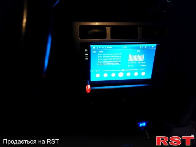 Киа Рио, объемом двигателя 1.3 л и пробегом 374 тыс. км за 3000 $, фото 11 на Automoto.ua