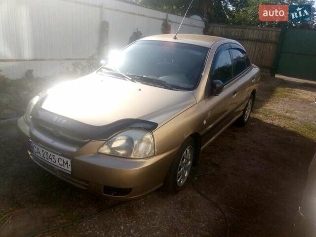 Желтый Киа Рио, объемом двигателя 1.3 л и пробегом 150 тыс. км за 3950 $, фото 14 на Automoto.ua