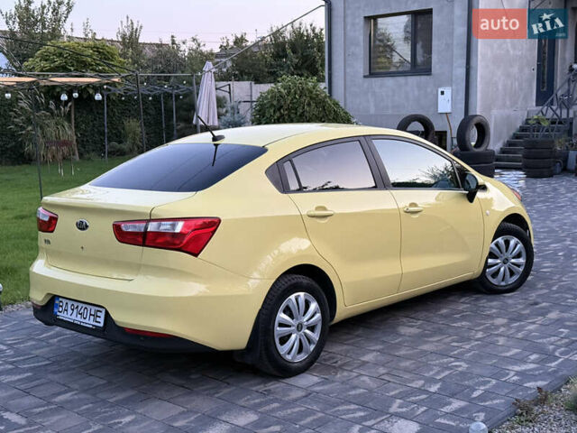 Желтый Киа Рио, объемом двигателя 1.59 л и пробегом 139 тыс. км за 9600 $, фото 6 на Automoto.ua