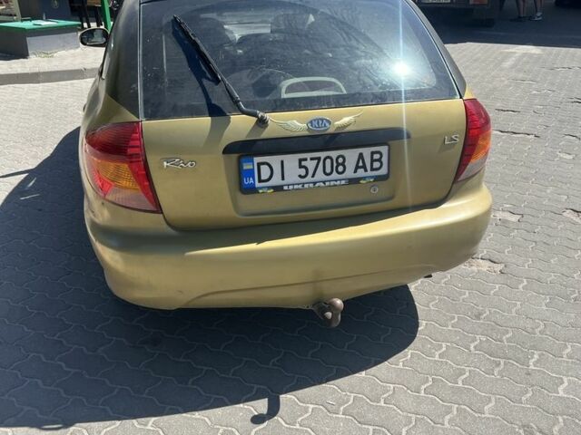 Жовтий Кіа Ріо, об'ємом двигуна 1.5 л та пробігом 150 тис. км за 1350 $, фото 4 на Automoto.ua