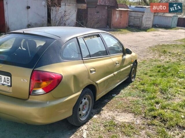 Желтый Киа Рио, объемом двигателя 1.5 л и пробегом 147 тыс. км за 1800 $, фото 8 на Automoto.ua