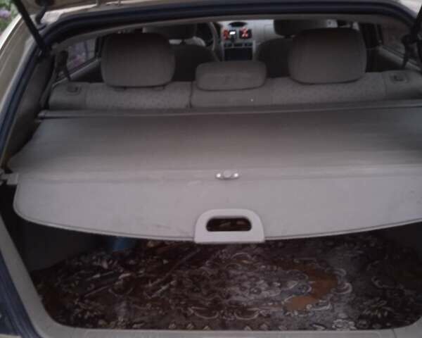 Желтый Киа Рио, объемом двигателя 1.34 л и пробегом 214 тыс. км за 2700 $, фото 1 на Automoto.ua