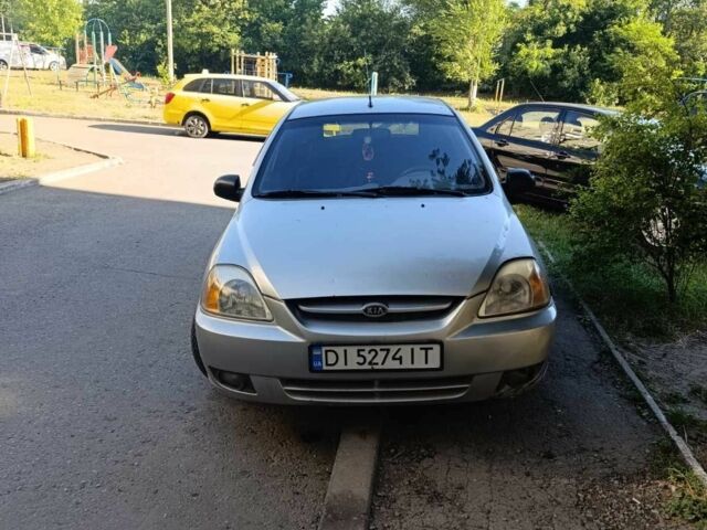 Серый Киа Рио, объемом двигателя 1.3 л и пробегом 1000 тыс. км за 1997 $, фото 1 на Automoto.ua