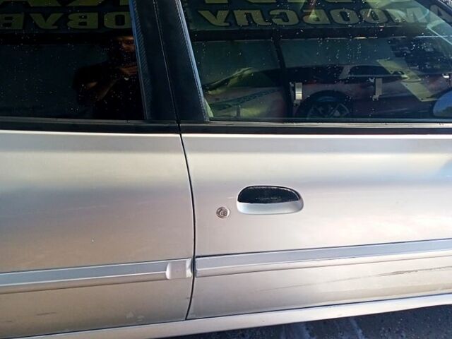 Сірий Кіа Ріо, об'ємом двигуна 1.3 л та пробігом 0 тис. км за 2400 $, фото 5 на Automoto.ua