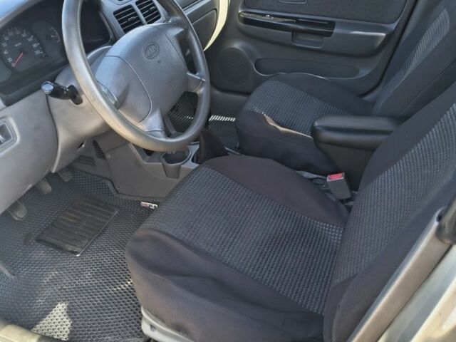 Сірий Кіа Ріо, об'ємом двигуна 1.3 л та пробігом 286 тис. км за 2850 $, фото 8 на Automoto.ua