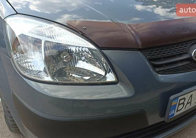 Серый Киа Рио, объемом двигателя 1.4 л и пробегом 194 тыс. км за 5999 $, фото 11 на Automoto.ua