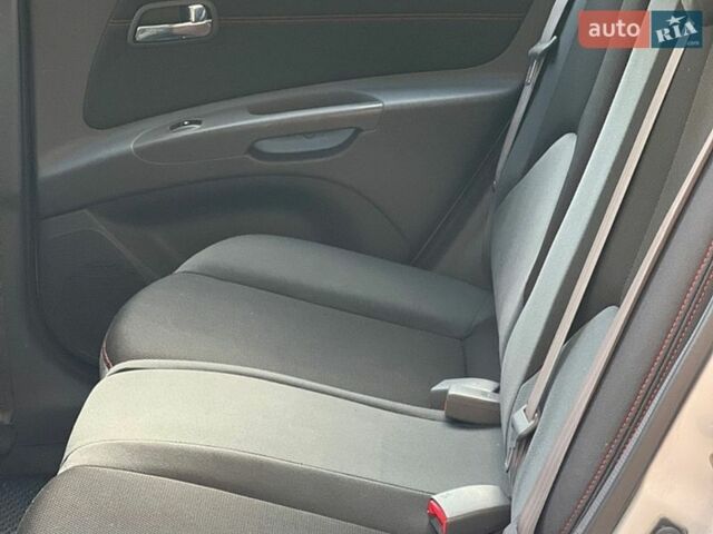 Серый Киа Рио, объемом двигателя 1.5 л и пробегом 265 тыс. км за 3999 $, фото 18 на Automoto.ua
