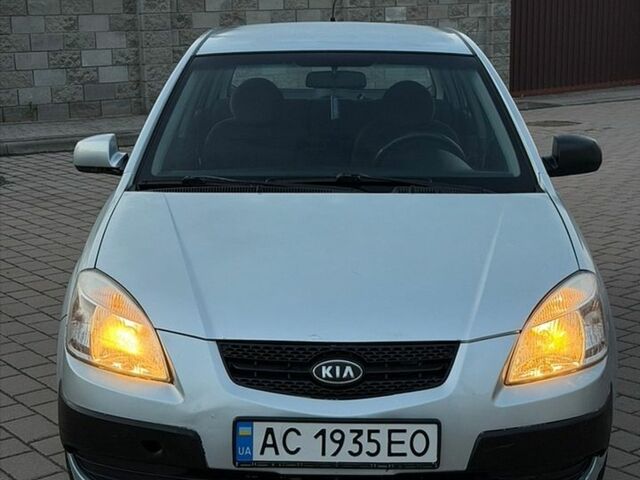 Сірий Кіа Ріо, об'ємом двигуна 1.59 л та пробігом 276 тис. км за 4200 $, фото 18 на Automoto.ua