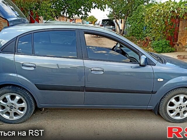 Сірий Кіа Ріо, об'ємом двигуна 1.4 л та пробігом 194 тис. км за 6500 $, фото 8 на Automoto.ua