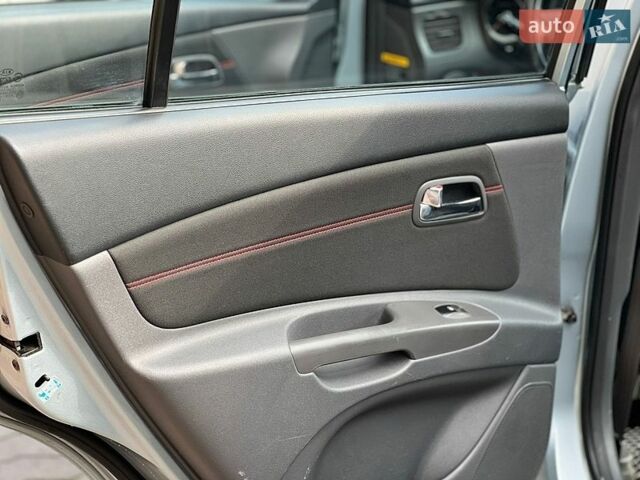 Серый Киа Рио, объемом двигателя 1.5 л и пробегом 265 тыс. км за 3999 $, фото 13 на Automoto.ua