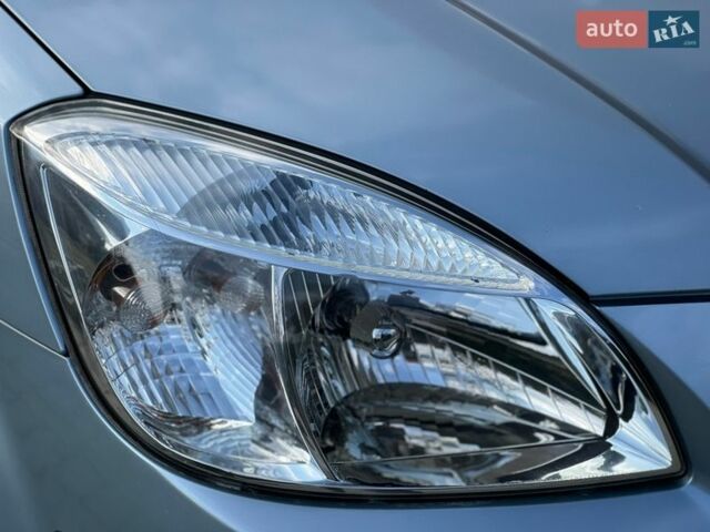 Серый Киа Рио, объемом двигателя 1.5 л и пробегом 265 тыс. км за 4499 $, фото 9 на Automoto.ua