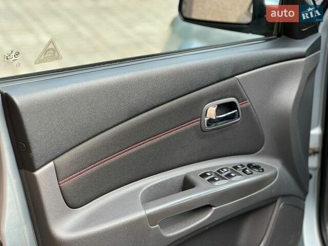 Серый Киа Рио, объемом двигателя 1.5 л и пробегом 265 тыс. км за 3999 $, фото 11 на Automoto.ua