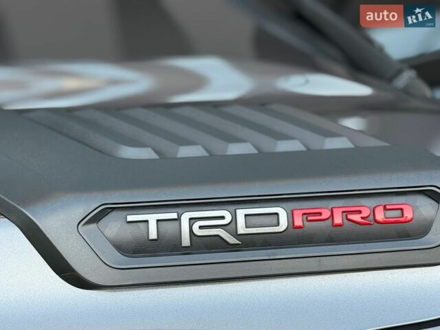 Серый Киа Рио, объемом двигателя 1.4 л и пробегом 149 тыс. км за 5000 $, фото 12 на Automoto.ua