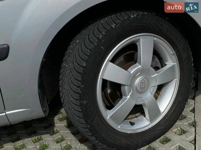 Серый Киа Рио, объемом двигателя 1.6 л и пробегом 179 тыс. км за 6499 $, фото 6 на Automoto.ua
