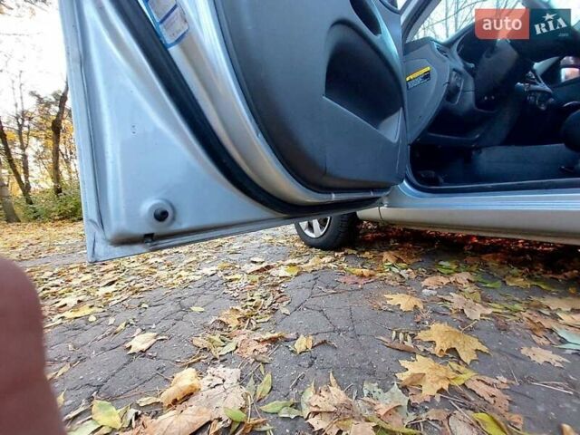 Серый Киа Рио, объемом двигателя 1.6 л и пробегом 176 тыс. км за 5700 $, фото 19 на Automoto.ua