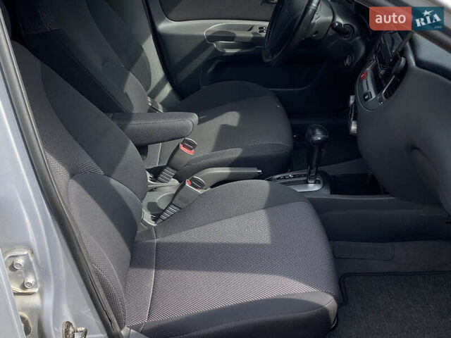 Серый Киа Рио, объемом двигателя 1.6 л и пробегом 173 тыс. км за 5799 $, фото 51 на Automoto.ua