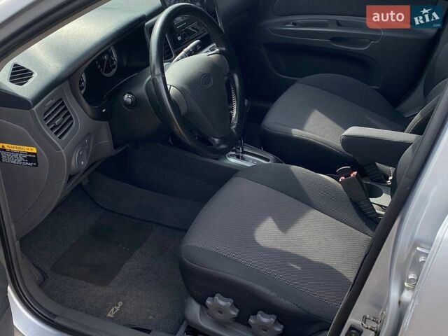 Серый Киа Рио, объемом двигателя 1.6 л и пробегом 179 тыс. км за 6499 $, фото 51 на Automoto.ua