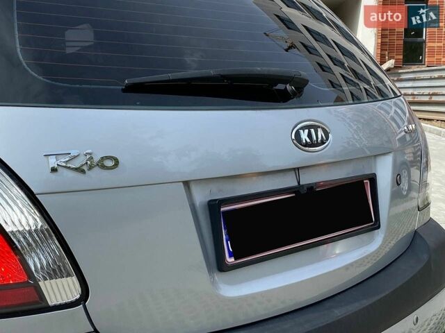 Серый Киа Рио, объемом двигателя 1.6 л и пробегом 179 тыс. км за 6499 $, фото 25 на Automoto.ua