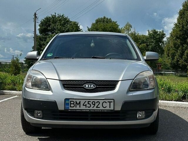 Сірий Кіа Ріо, об'ємом двигуна 1.4 л та пробігом 127 тис. км за 4800 $, фото 6 на Automoto.ua