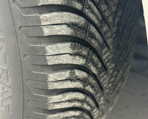 Серый Киа Рио, объемом двигателя 1.6 л и пробегом 172 тыс. км за 5600 $, фото 68 на Automoto.ua